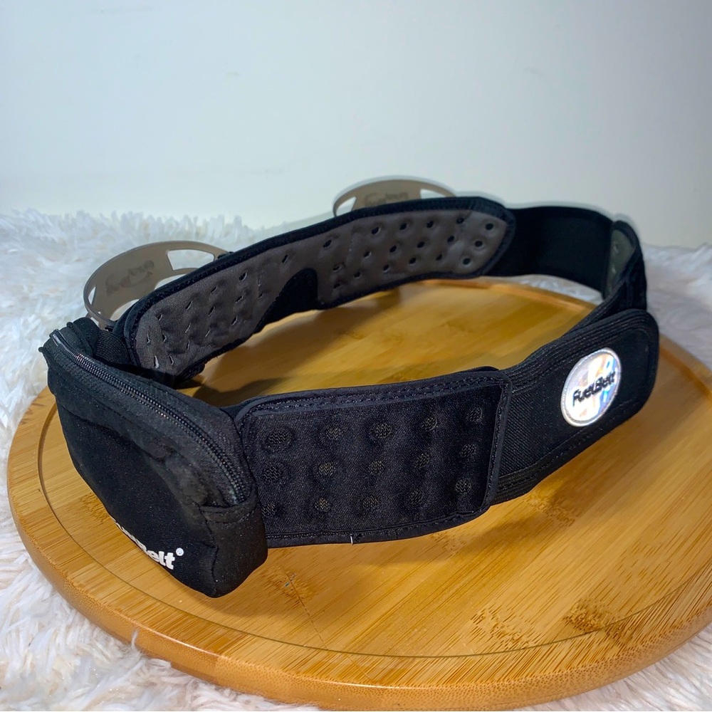 FUEL BELT Black Stay Hydrated Revenge Activity Belt sz L *no bottles included